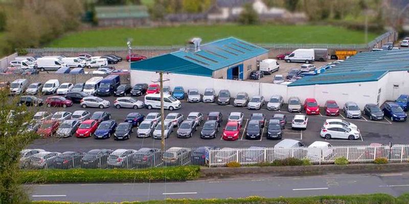 Dan Dooley Ford Centre forecourt