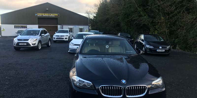 Lyndon Reilly Motors Ltd forecourt