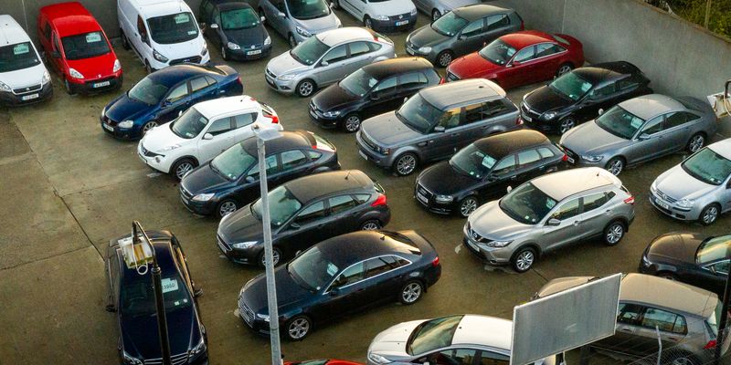 Font Motor Sales forecourt