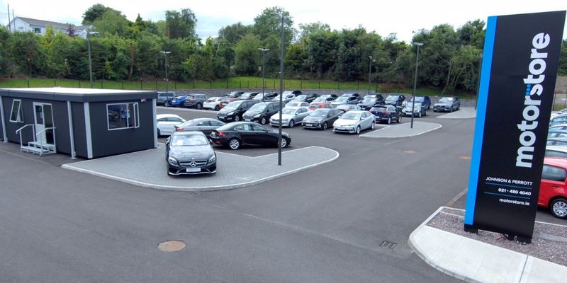 MotorStore – A Johnson & Perrott Motor Dealership forecourt