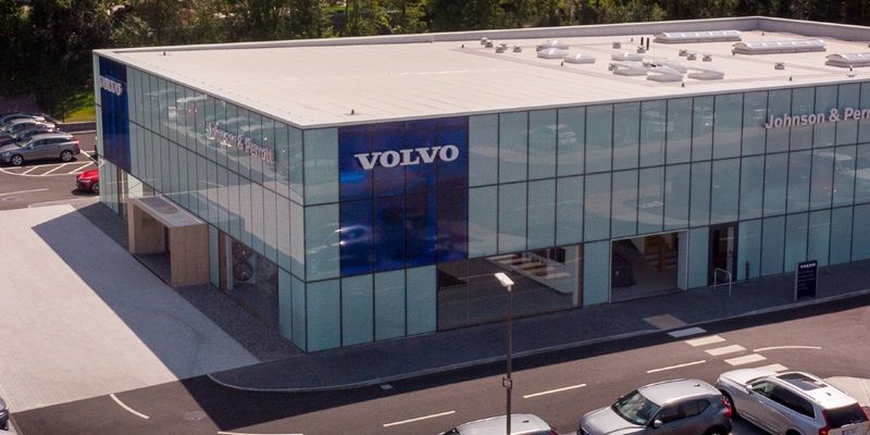 Johnson & Perrott - Volvo forecourt