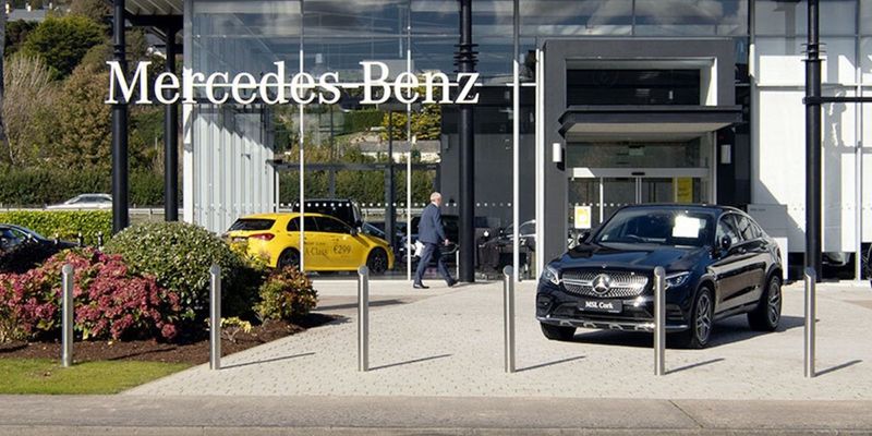 Mercedes-Benz Cork forecourt