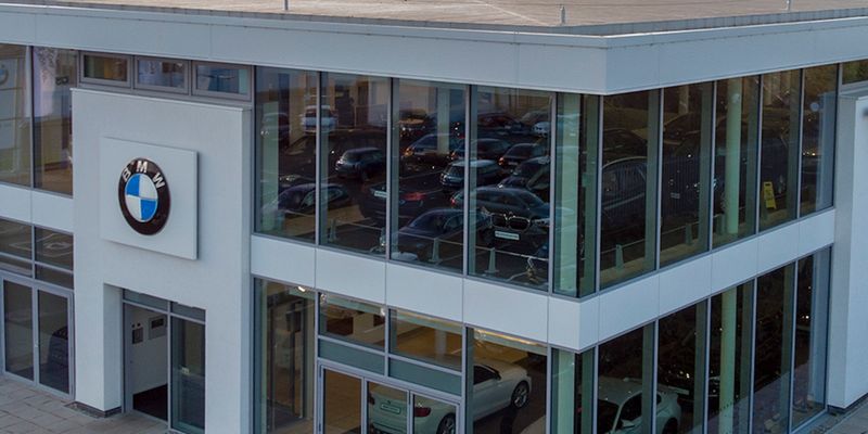 Joe Duffy BMW forecourt