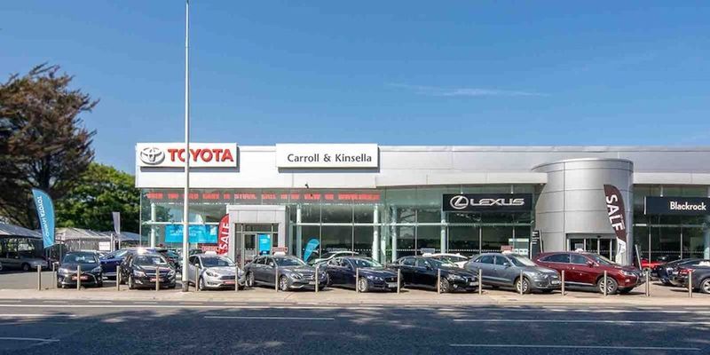 LexusBlackrock forecourt