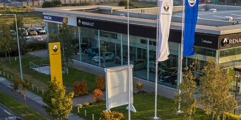 Windsor Airside Renault & Dacia forecourt