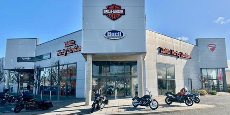 Dublin Harley-Davidson & Triumph, Rosso Ducati forecourt