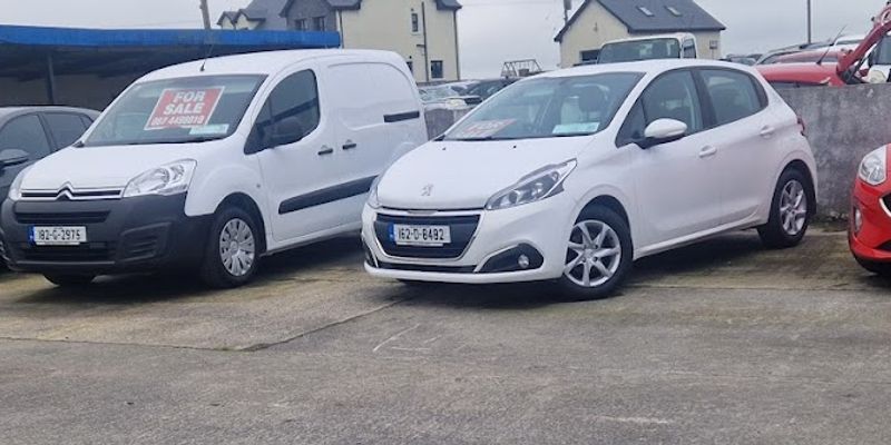 Nohilly's Autos forecourt