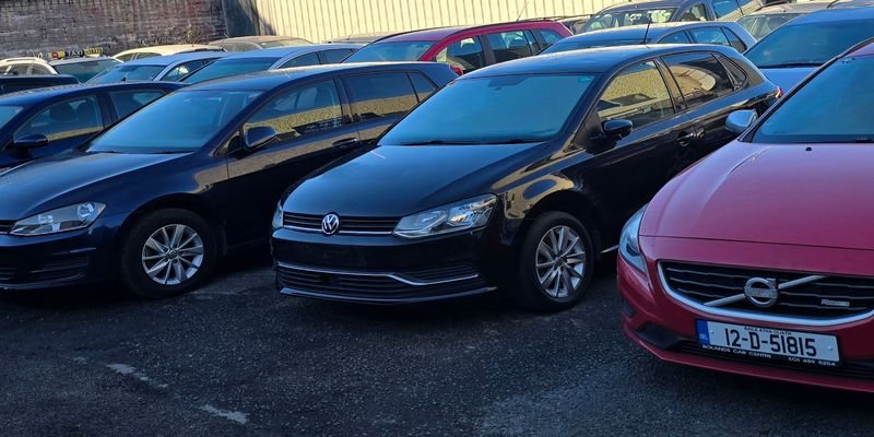 DD MOTORS forecourt