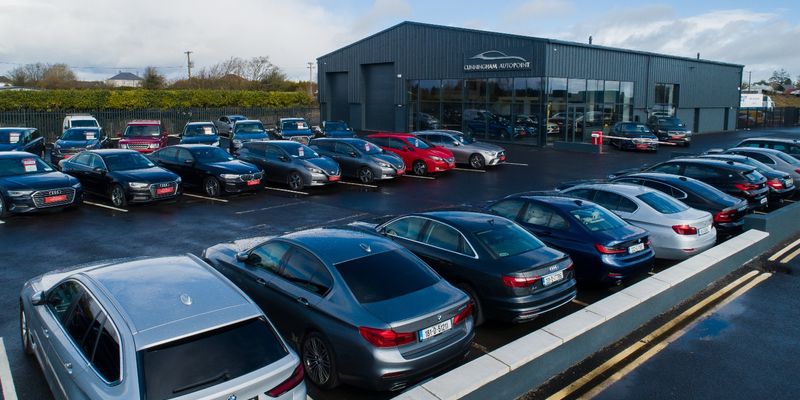 Cunningham Autopoint forecourt