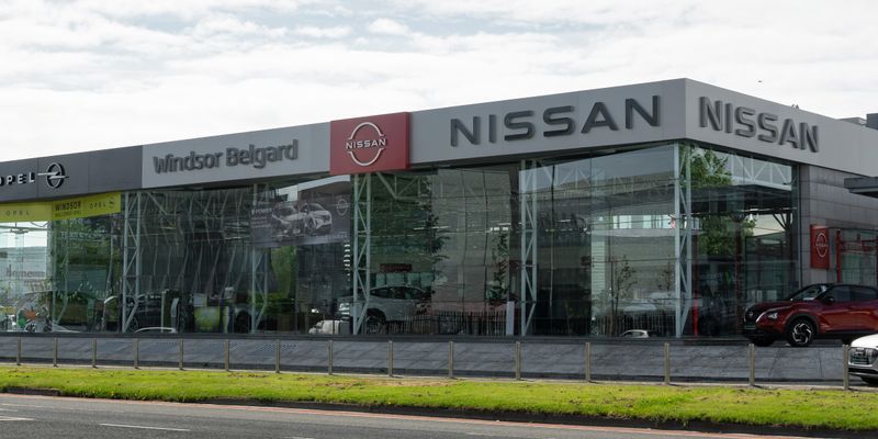 Windsor Belgard Nissan forecourt
