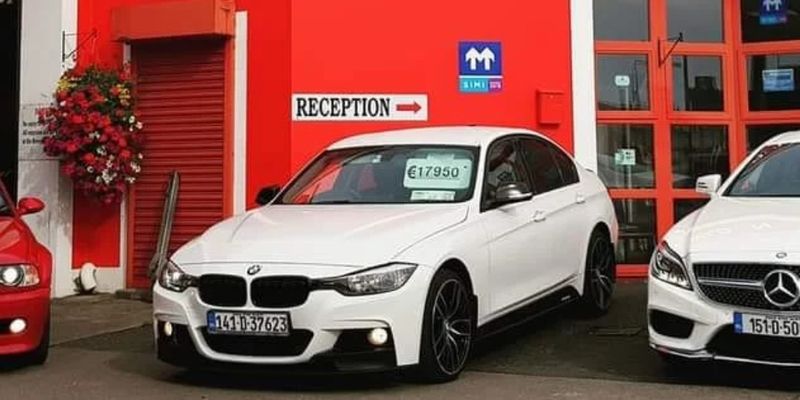 Derek Weldon Motors forecourt