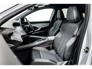 Peugeot 3008 SUV, Petrol Hybrid, 2027, White