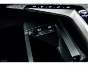 Peugeot 3008 SUV, Petrol Hybrid, 2027, White