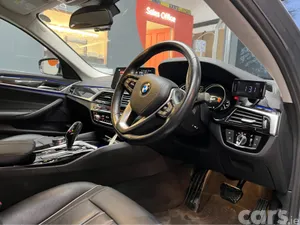 BMW 5-Series Saloon, Petrol Plug-in Hybrid, 2017, Grey