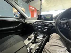 BMW 5-Series Saloon, Diesel, 2017, Blue