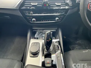 BMW 5-Series Saloon, Diesel, 2017, Blue