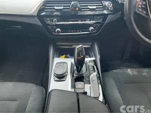 BMW 5-Series Saloon, Diesel, 2017, Silver