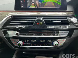BMW 5-Series Saloon, Diesel, 2019, Silver