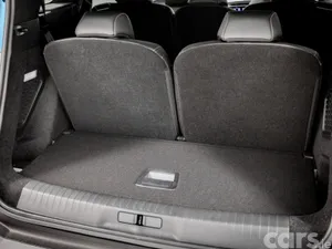 Peugeot 5008 SUV, Electric, 2027, Blue