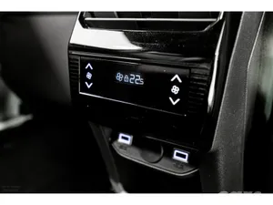 Peugeot 5008 SUV, Electric, 2027, Blue