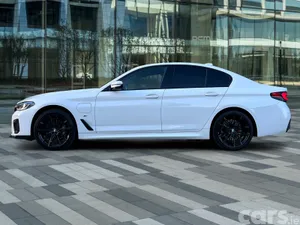 BMW 5-Series Saloon, Petrol Plug-in Hybrid, 2021, White