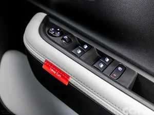 Citroen C3 Hatchback, Petrol, 2027, White