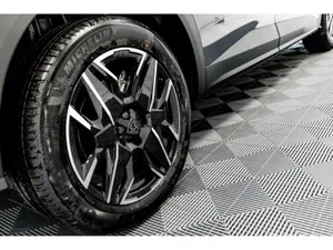 Peugeot 5008 SUV, Petrol Hybrid, 2027, Grey