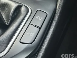 Kia Sportage SUV, Diesel Hybrid, 2023, White