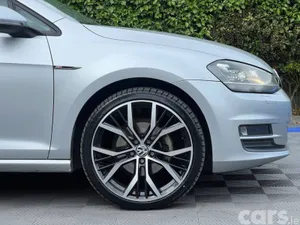 Volkswagen Golf Hatchback, Petrol, 2016, Silver