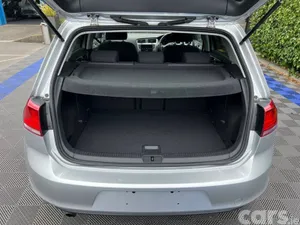 Volkswagen Golf Hatchback, Petrol, 2016, Silver