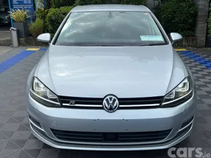 Volkswagen Golf Hatchback, Petrol, 2016, Silver