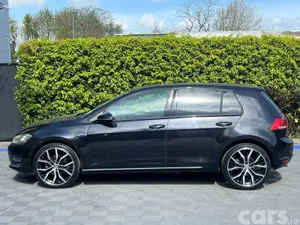 Volkswagen Golf Hatchback, Petrol, 2016, Black