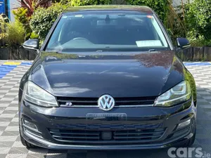 Volkswagen Golf Hatchback, Petrol, 2016, Black