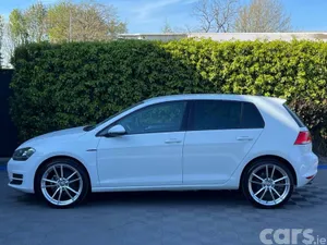 Volkswagen Golf Hatchback, Petrol, 2017, White