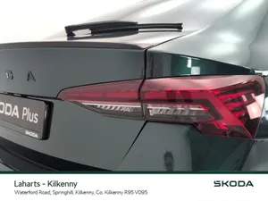 Skoda Octavia Saloon, Diesel, 2027, Green