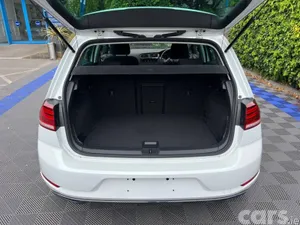 Volkswagen Golf Hatchback, Petrol, 2018, Grey