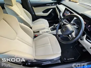 Skoda Octavia Saloon, Petrol, 2022, Blue
