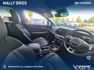 Kia Sportage MPV, Diesel, 2025, Blue