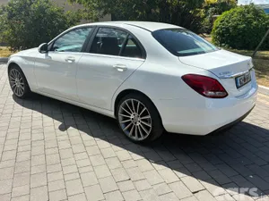 Mercedes-Benz C-Class Saloon, Diesel, 2016, White