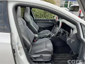 Volkswagen Golf Hatchback, Diesel, 2024, White