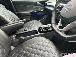 Volkswagen ID.4 SUV, Electric, 2022, Grey