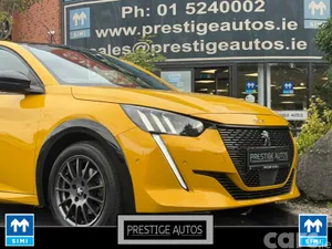 Peugeot 208 Hatchback, Petrol, 2020, Yellow