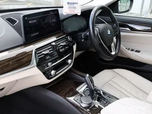 BMW 5-Series Saloon, Petrol Plug-in Hybrid, 2021, Grey