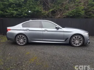 BMW 5-Series Saloon, Petrol Plug-in Hybrid, 2018, Blue