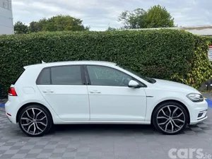 Volkswagen Golf Hatchback, Petrol, 2018, White