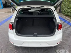 Volkswagen Golf Hatchback, Petrol, 2018, White