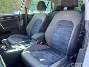 Volkswagen Golf Hatchback, Petrol, 2017, White
