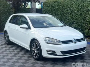 Volkswagen Golf Hatchback, Petrol, 2017, White
