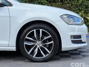Volkswagen Golf Hatchback, Petrol, 2017, White