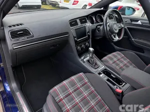 Volkswagen Golf , Petrol, 2015, Blue